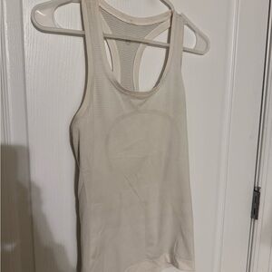 Lululemon Athletica Swiftly Tech Racerback Cream Tank Top (hip length)